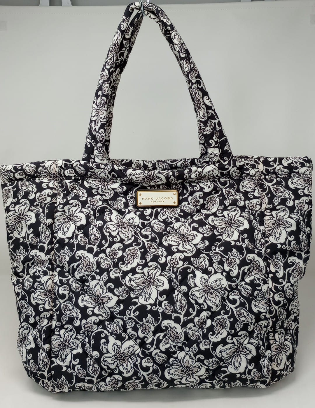 大人気★MARC JACOBS 4S4SCP002S02 QUILTED COSMETIC CASE Marc Jacobs Nylon Quilted Cosmetic Case Bag Black